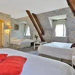 Domaine De Puy Robert Lascaux - A 800m Grotte De Lascaux - Avec Piscine - Et Gites-appartements - Sarlat - Dordogne Montignac-Lascaux