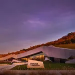 Πάρκο διακοπών Domaine De Puy Robert Lascaux - A 800m Grotte De Lascaux - Avec Piscine - Et Gites-appartements - Sarlat - Dordogne