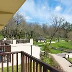 Πάρκο διακοπών Domaine De Puy Robert Lascaux - A 800m Grotte De Lascaux - Avec Piscine - Et Gites-appartements - Sarlat - Dordogne 4*