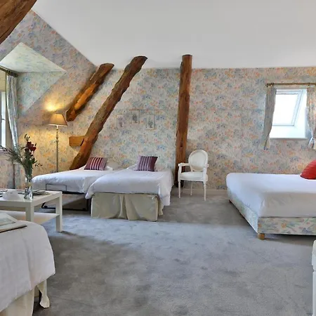 Holiday park Domaine De Puy Robert Lascaux - A 800m Grotte De Lascaux - Avec Piscine - Et Gites-appartements - Sarlat - Dordogne Montignac-Lascaux