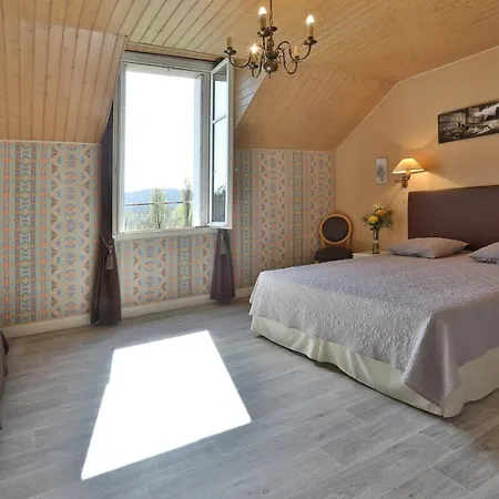 Holiday park Domaine De Puy Robert Lascaux - A 800m Grotte De Lascaux - Avec Piscine - Et Gites-appartements - Sarlat - Dordogne Montignac-Lascaux