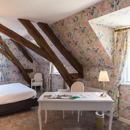 Château De Puy Robert Lascaux Aldeamento Turístico Montignac-Lascaux