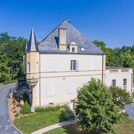 Domaine De Puy Robert Lascaux - A 800m Grotte De Lascaux - Avec Piscine - Et Gites-appartements - Sarlat - Dordogne 4*