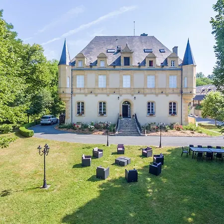 Domaine De Puy Robert Lascaux - A 800m Grotte De Lascaux - Avec Piscine - Et Gites-appartements - Sarlat - Dordogne 4*