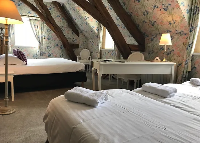 Domaine De Puy Robert Lascaux - A 800m Grotte De Lascaux - Avec Piscine - Et Gites-appartements - Sarlat - Dordogne 4* مونتيناك