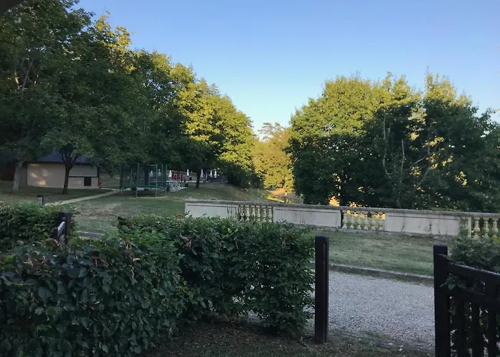 Domaine De Puy Robert Lascaux - A 800m Grotte De Lascaux - Avec Piscine - Et Gites-appartements - Sarlat - Dordogne مونتيناك